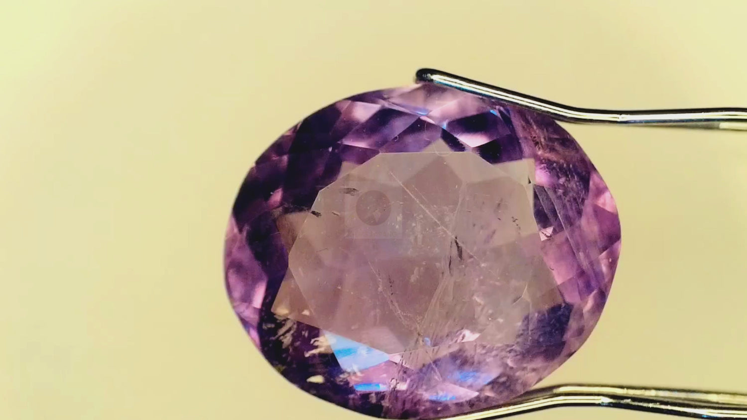 Amethyst Brazil (A8-6.40ct/ 7.104 Ratti)