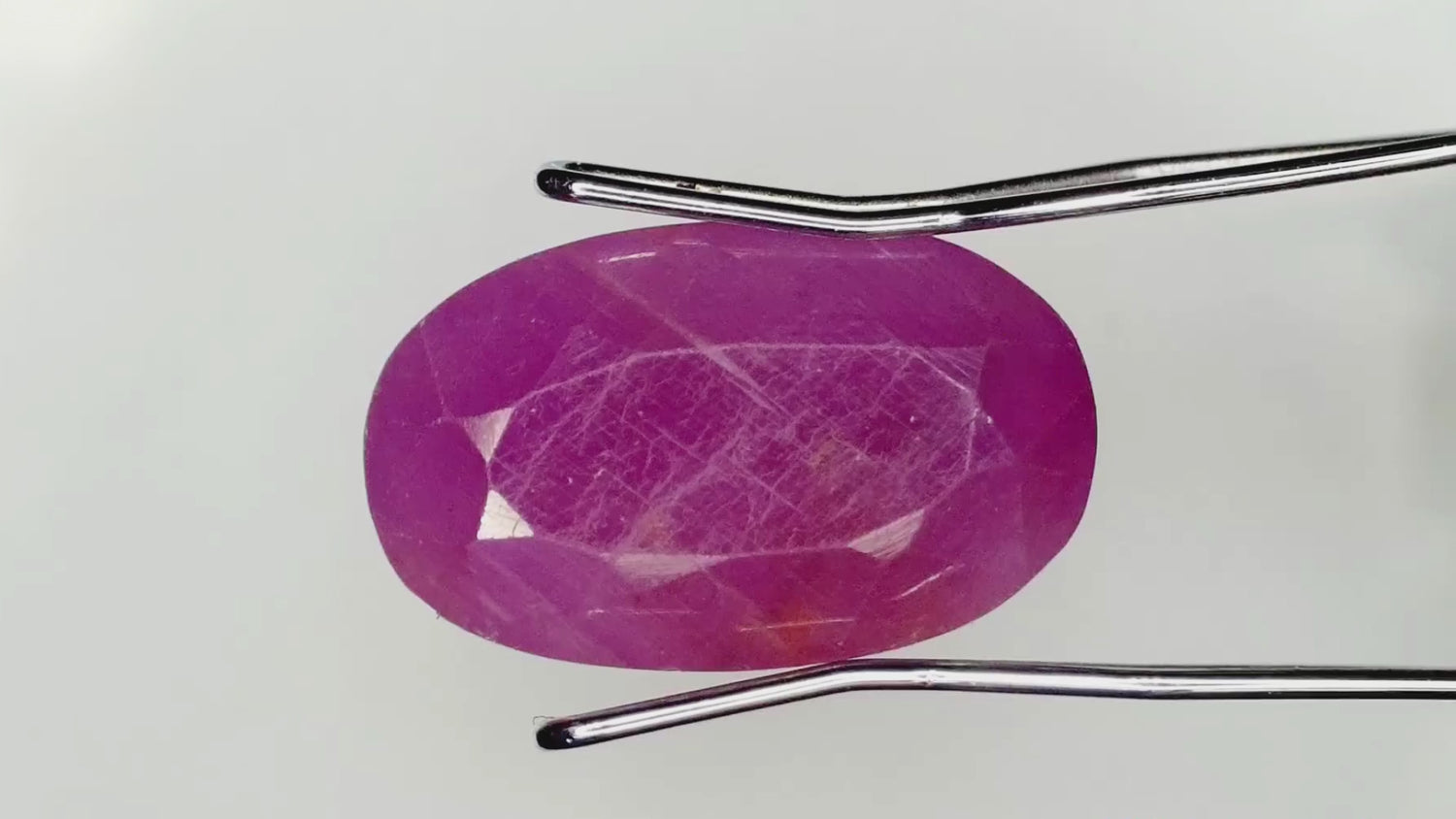 Ruby Africa (R7-6.3ct/ 6.993 Ratti)