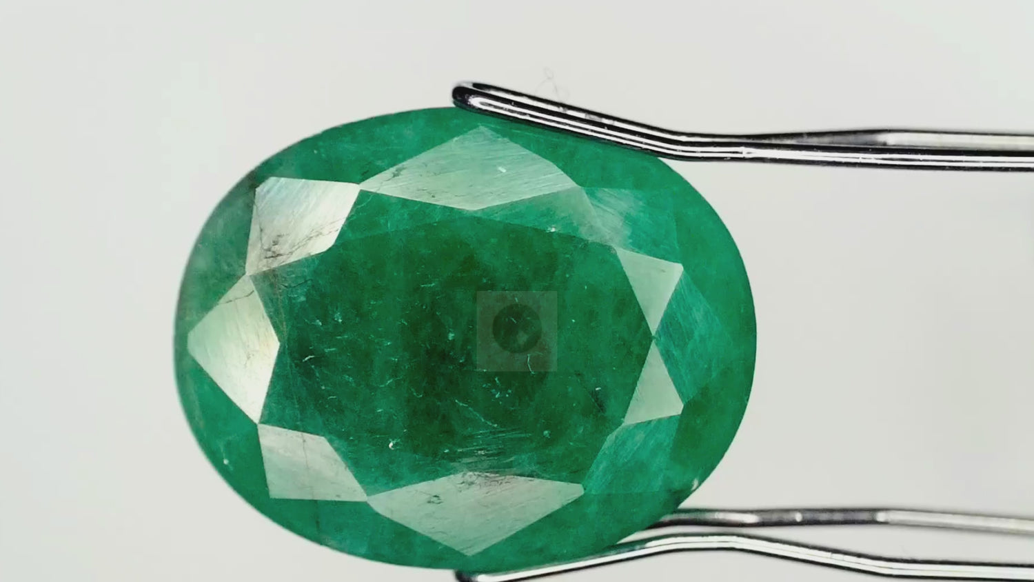 Emerald (Panna) Brazil (EM13- 7.05ct/ 7.8255 Ratti)