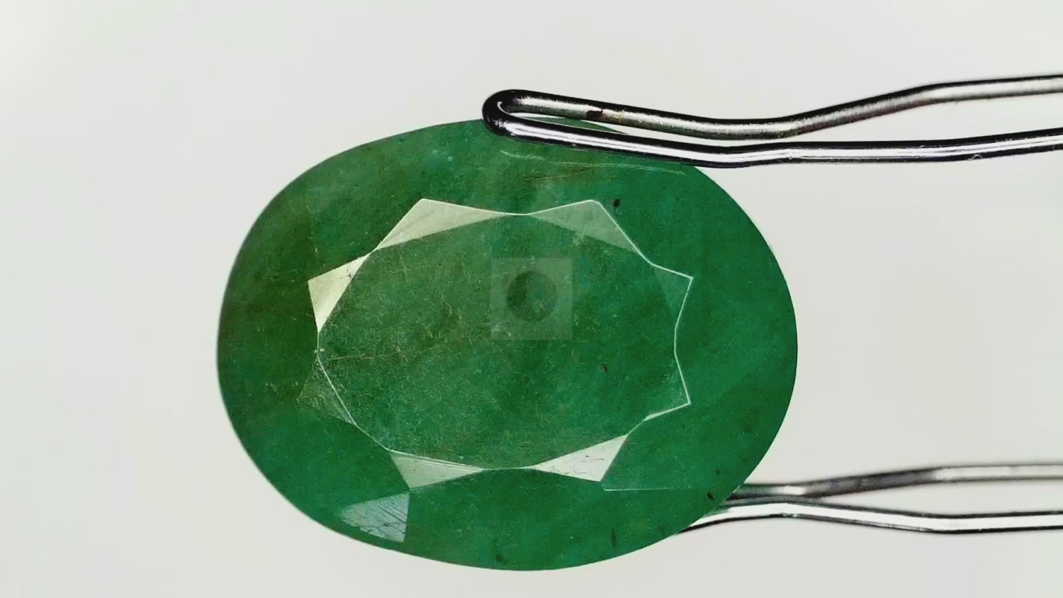 Emerald (Panna) Brazil (EM25- 8.4ct/ 9.324 Ratti)