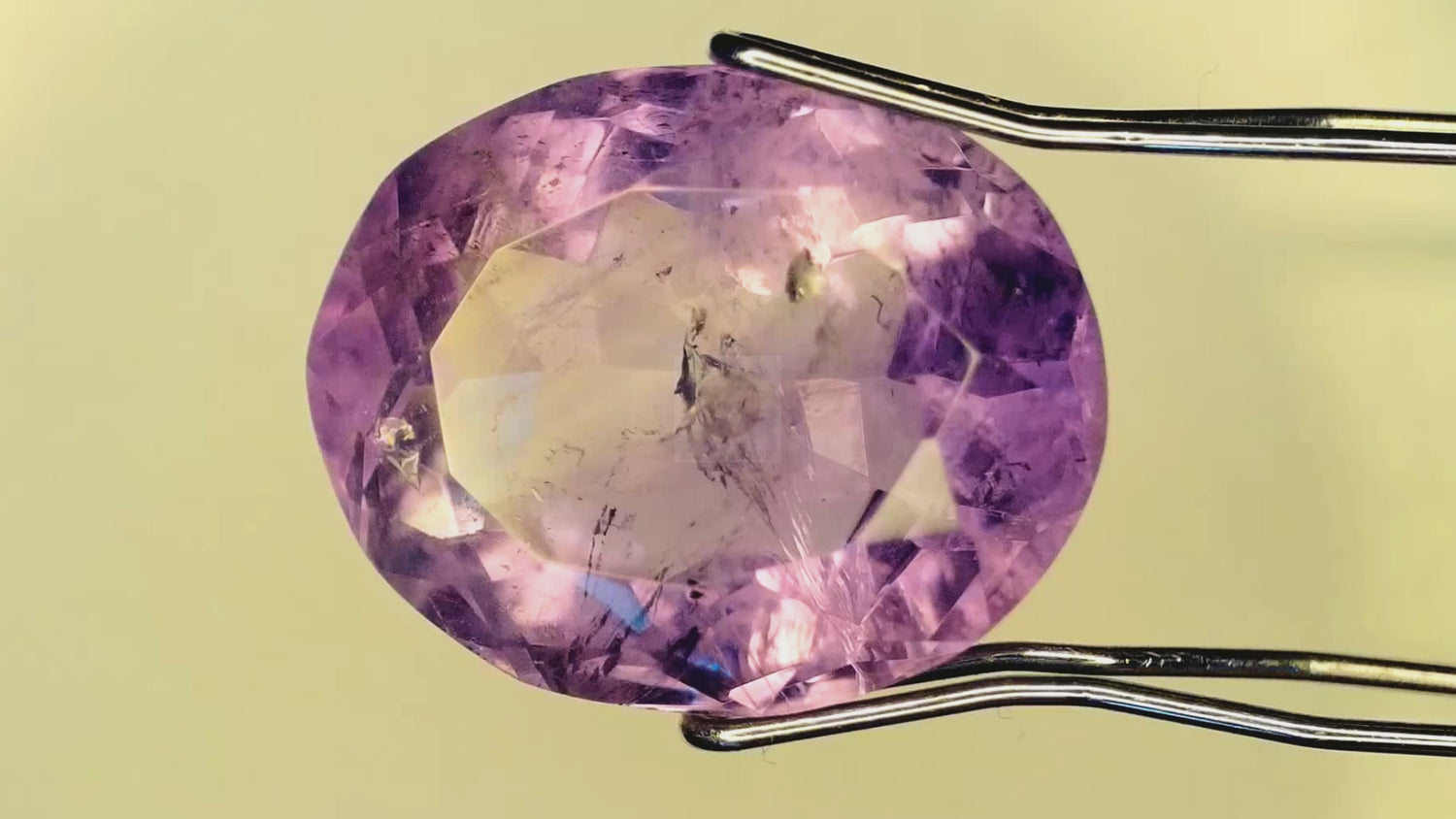 Amethyst Brazil (A20-7.80ct/ 8.658 Ratti)