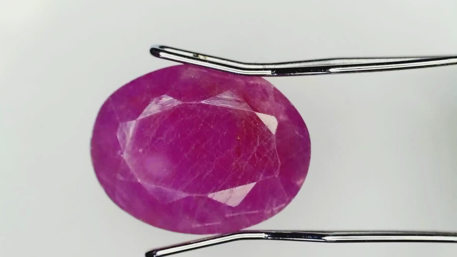 Ruby Africa (R9-6.5ct/ 7.215 Ratti)