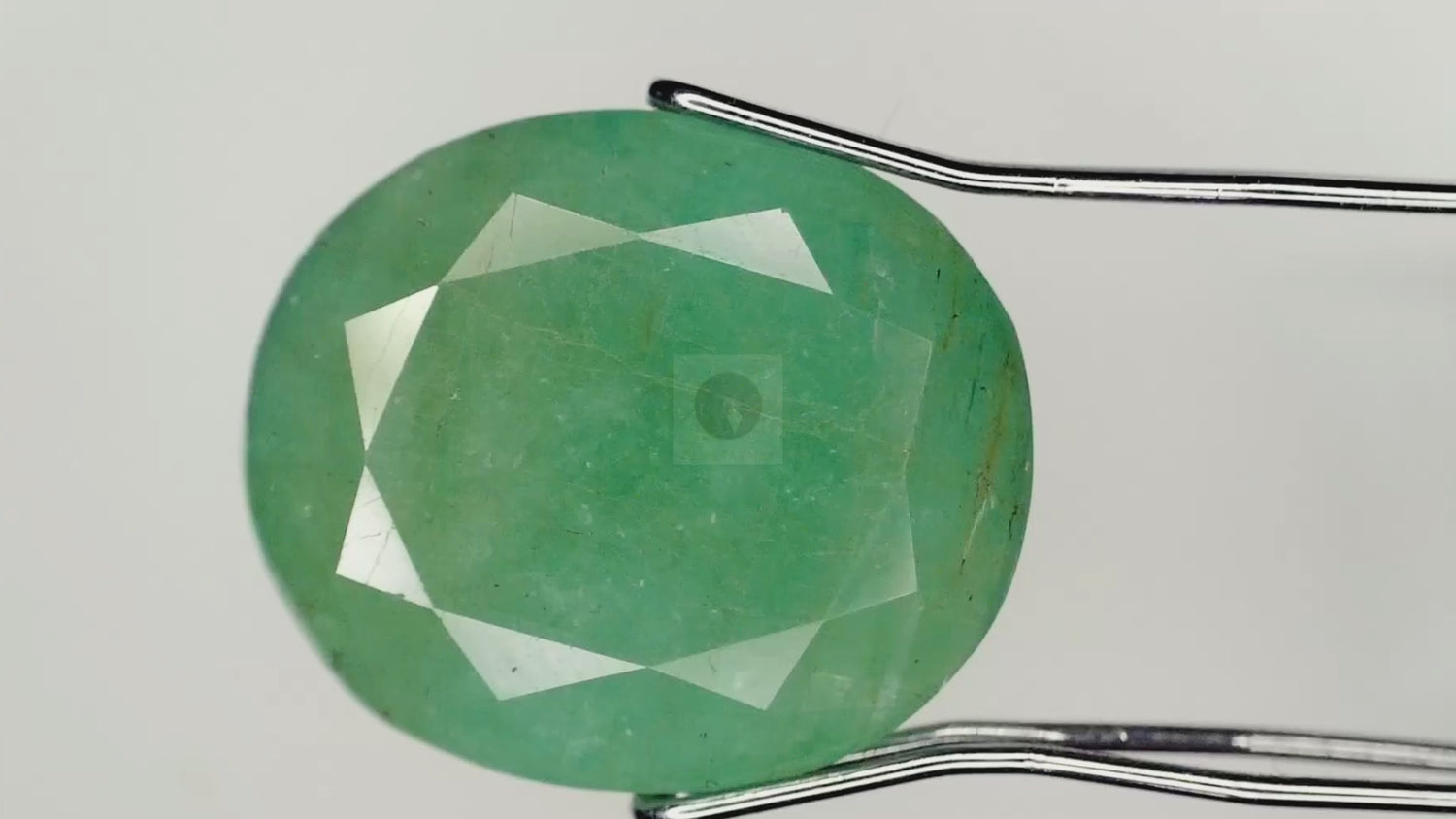 Emerald (Panna) Brazil (EM12- 7.85ct/ 8.7135 Ratti)