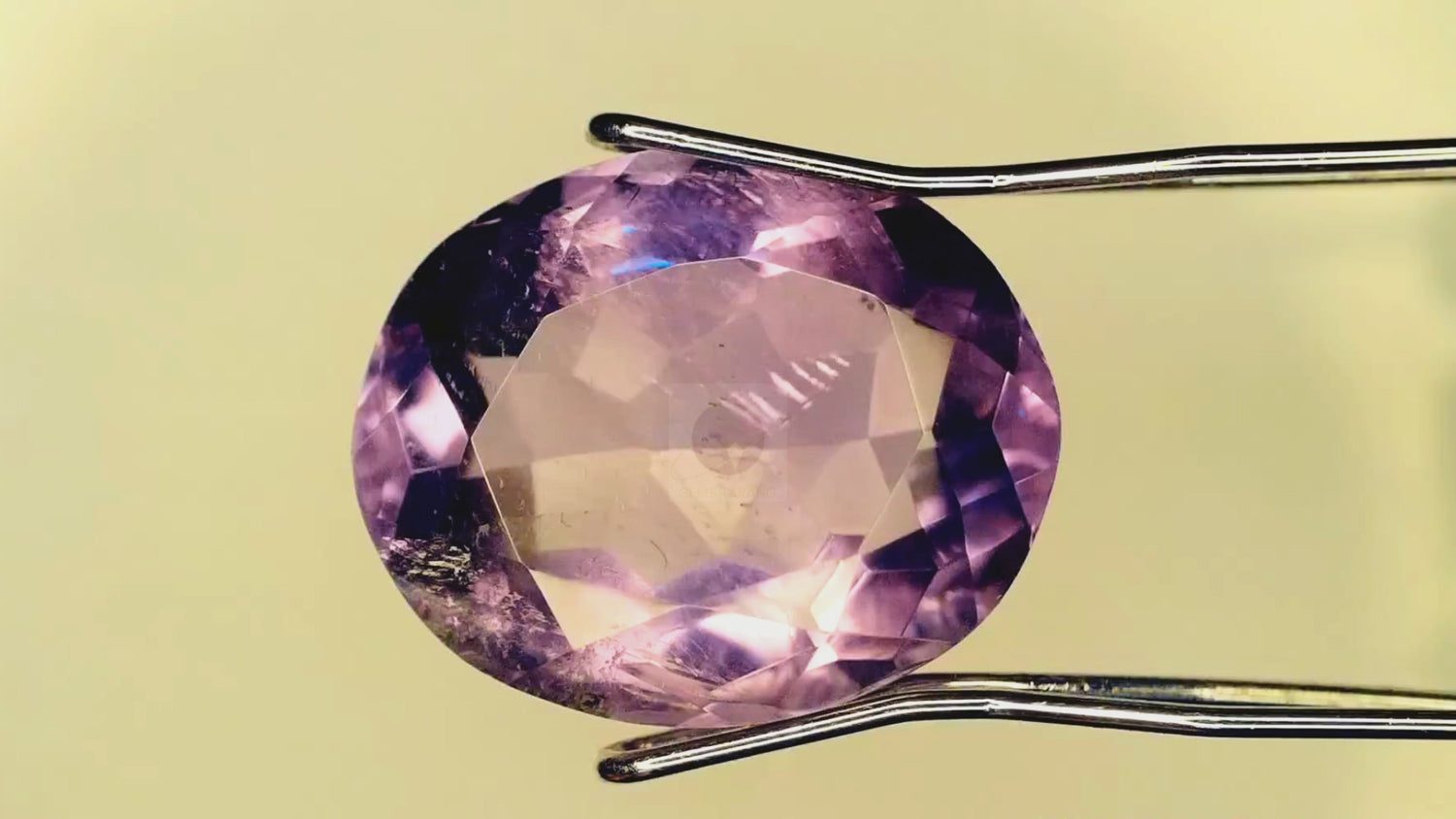 Amethyst Brazil (A6-5.25ct/ 5.8275 Ratti)