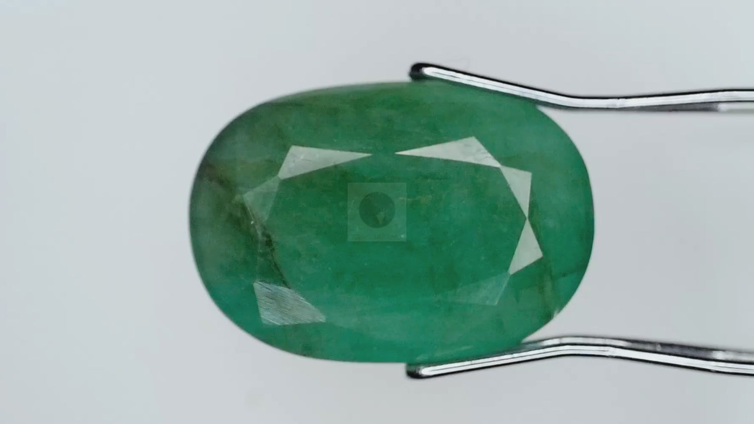 Emerald (Panna) Brazil (EM11- 6.9ct/ 7.659 Ratti)