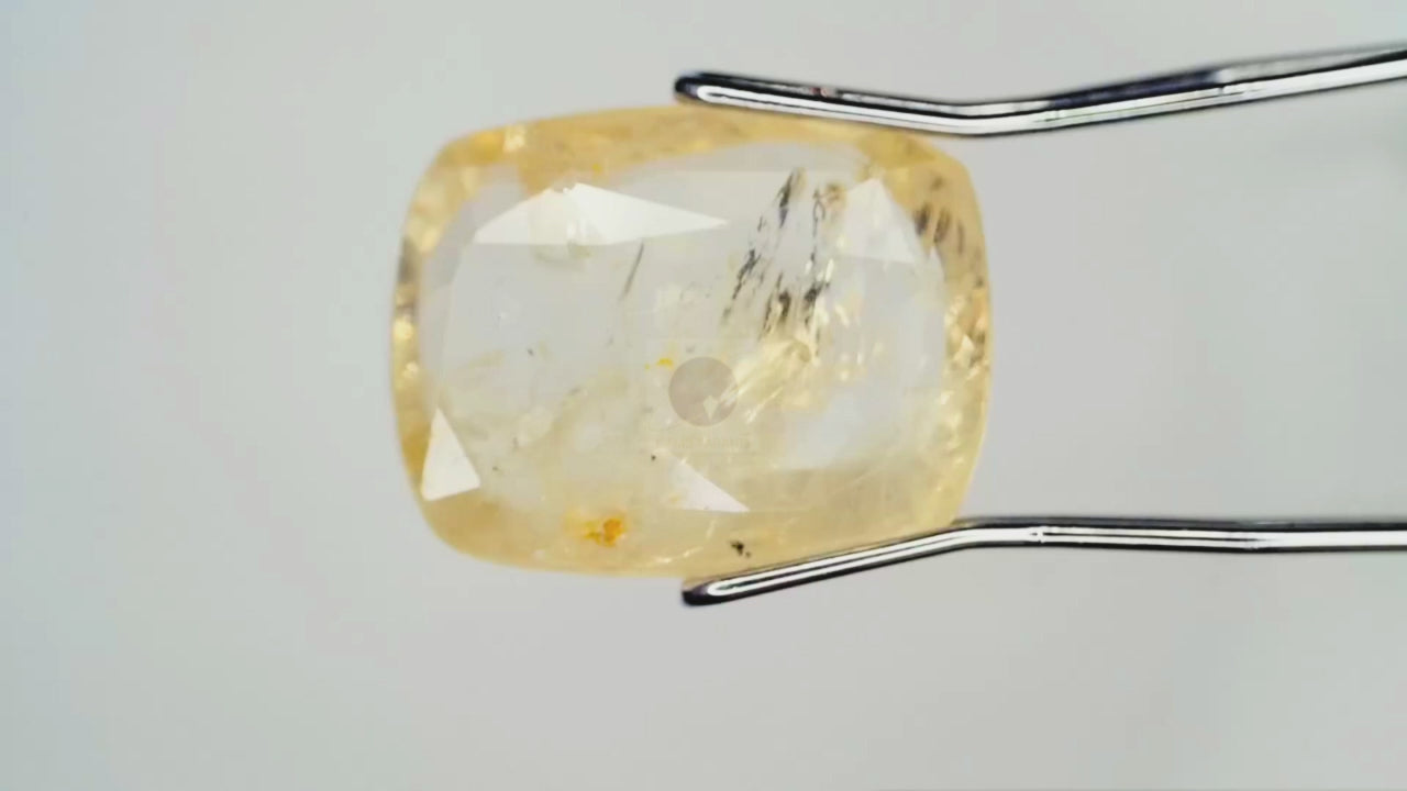 Sapphire Yellow (Pukhraj) (S6- 6ct)