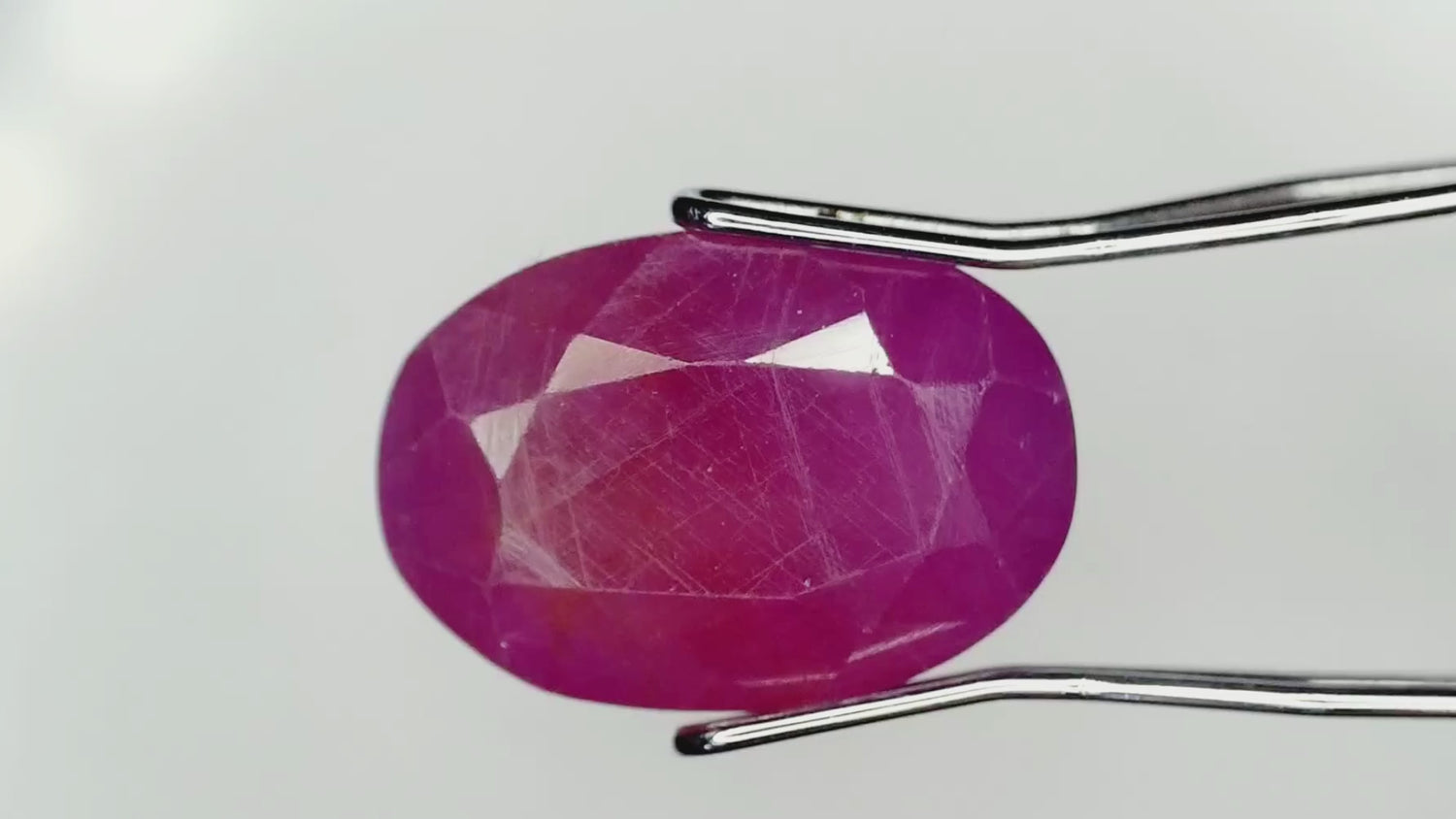 Ruby Africa (R5-5.75ct/ 6.3825 Ratti)