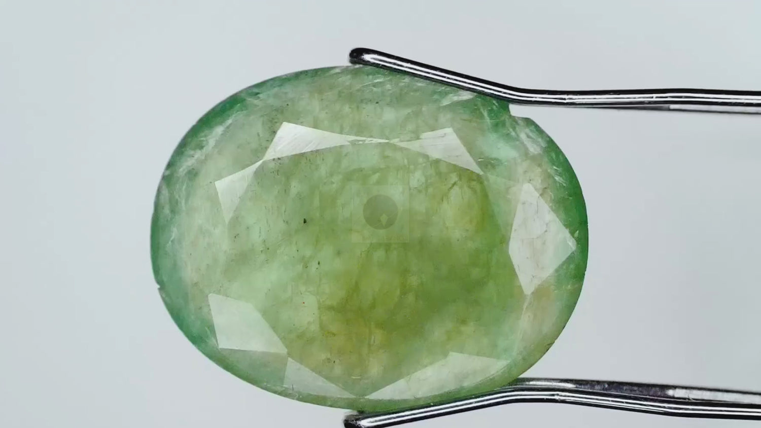 Emerald (Panna) Brazil (EM15- 5.15ct/ 5.7165 Ratti)