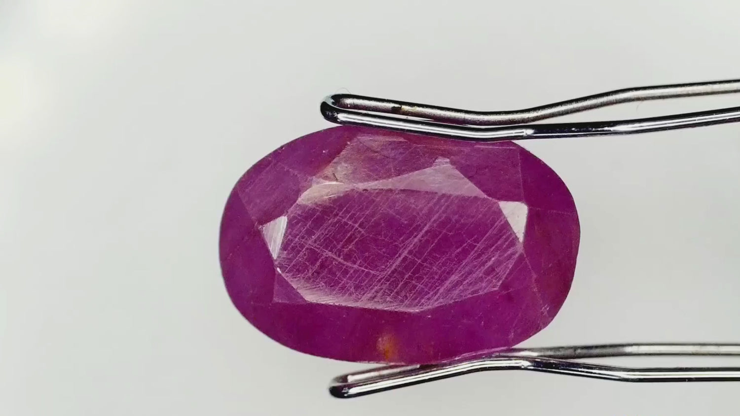 Ruby Africa (R10-7.25ct/ 8.0475 Ratti)